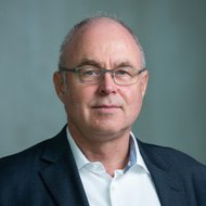 Portraitfoto von Jochen Fröhlich